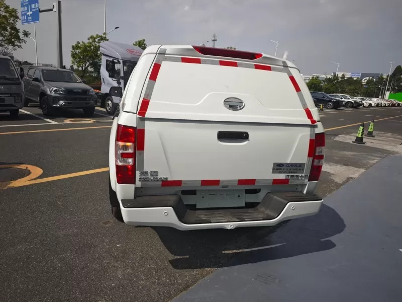 Isuzu RE-MAX Manual Diesel Pickup com tampa de carga removível