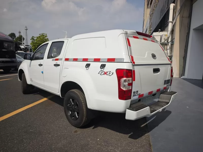 Isuzu RE-MAX Manual Diesel Pickup com tampa de carga removível