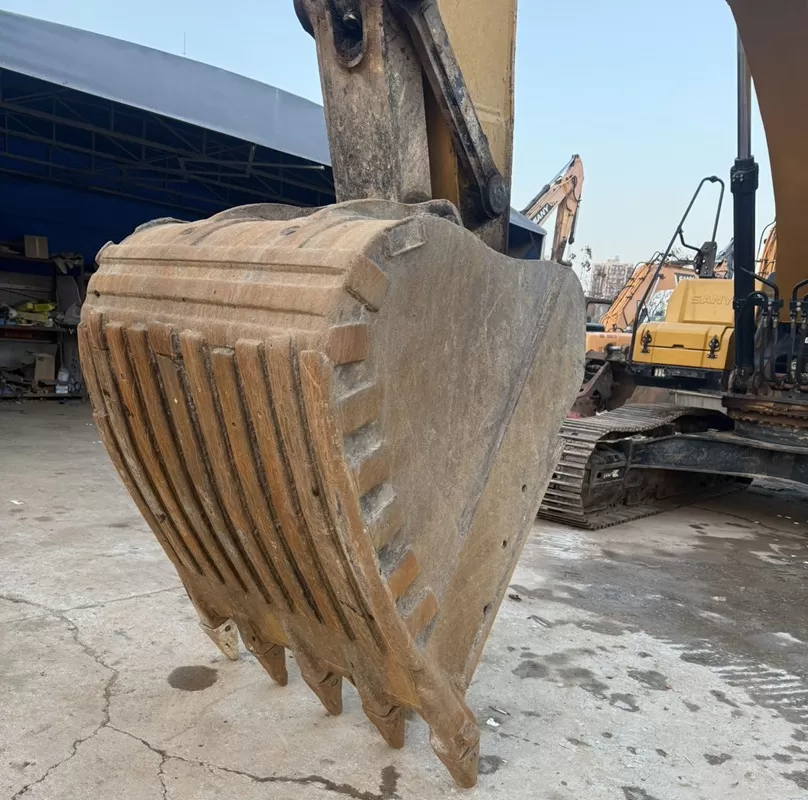 Escavadora Sany SY365H usada, adequada para uso em construção e mineração