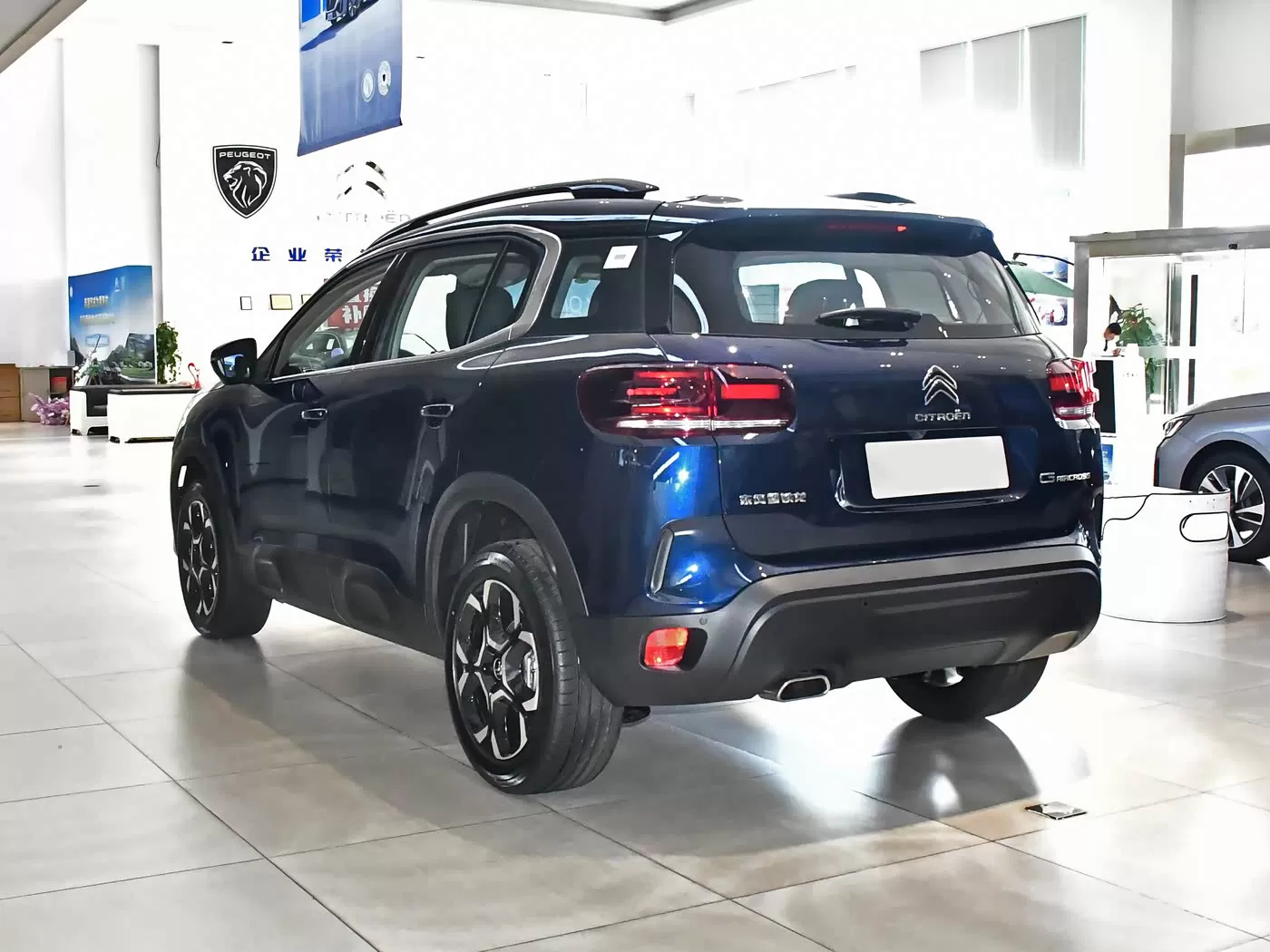 Citroën C5 Aircross 2026 com atualização estética, 360 cavalos de potência, carro usado – Silu Auto Export